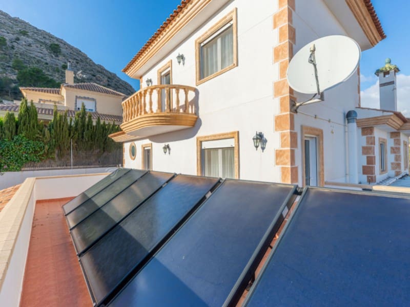 6 bedroom Villa for sale in Jijona / Xixona with garage - € 735,000 (Ref: 9504687)