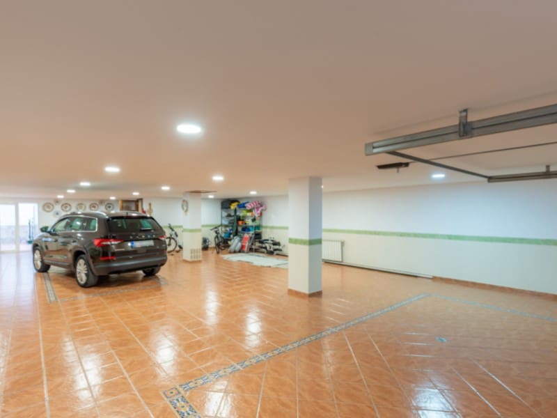 6 bedroom Villa for sale in Jijona / Xixona with garage - € 735,000 (Ref: 9504687)