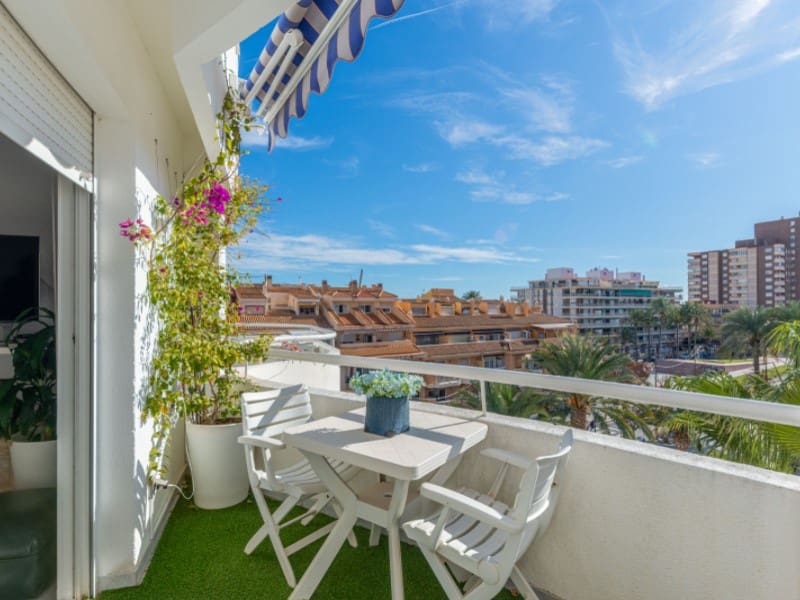 3 soveværelse Lejlighed til salg i El Campello med garage - € 695.000 (Ref: 9543426)