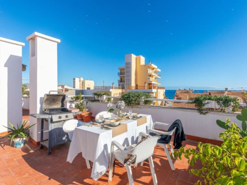 3 soveværelse Lejlighed til salg i El Campello med garage - € 695.000 (Ref: 9543426)