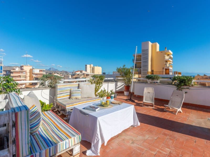 3 soveværelse Lejlighed til salg i El Campello med garage - € 695.000 (Ref: 9543426)