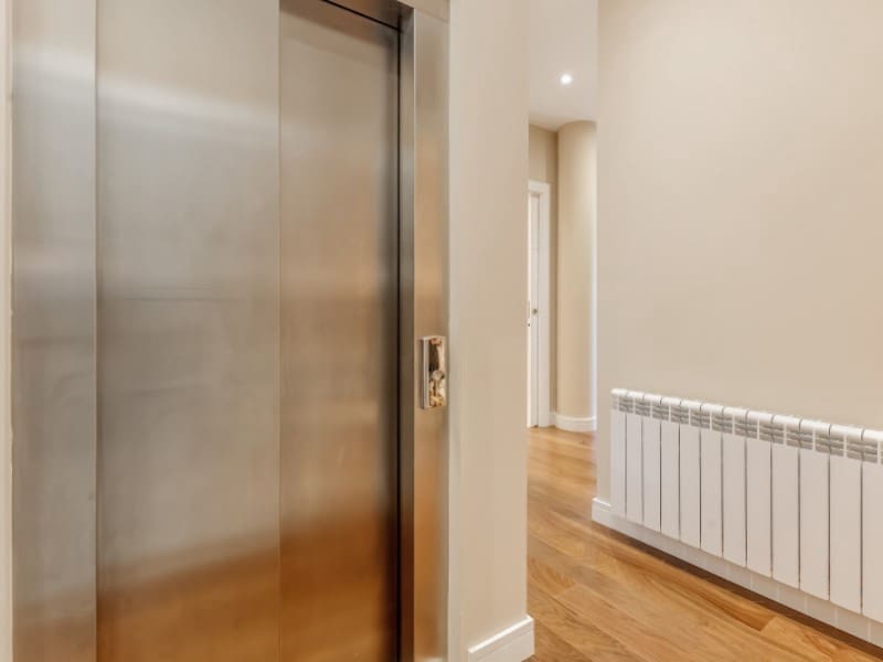 3 soverom Villa til salgs i El Campello med svømmebasseng garasje - € 1 795 000 (Ref: 9551600)