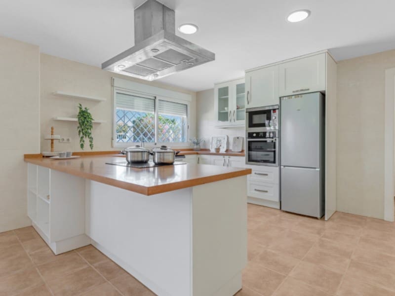 5 quarto Moradia para venda em Busot com piscina garagem - 629 000 € (Ref: 9565302)