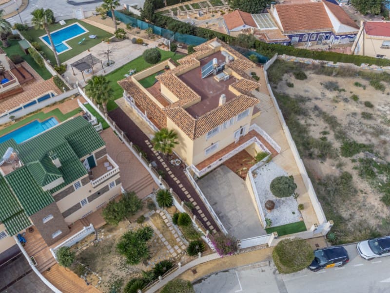 5 quarto Moradia para venda em Busot com piscina garagem - 629 000 € (Ref: 9565302)