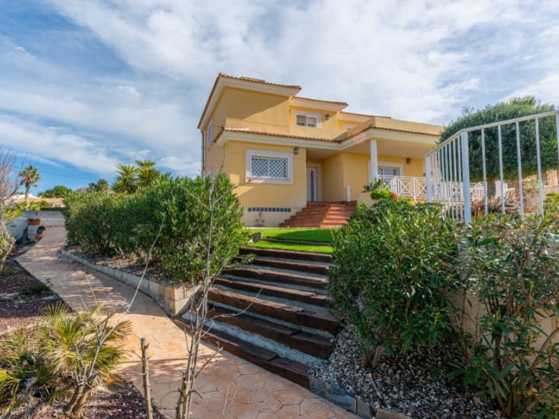 5 quarto Moradia para venda em Busot com piscina garagem - 629 000 € (Ref: 9565302)