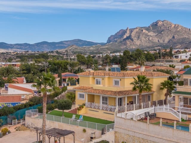 5 quarto Moradia para venda em Busot com piscina garagem - 629 000 € (Ref: 9565302)