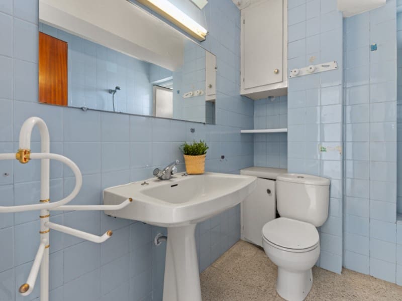 2 bedroom Apartment for sale in El Campello with garage - € 350,000 (Ref: 9644636)