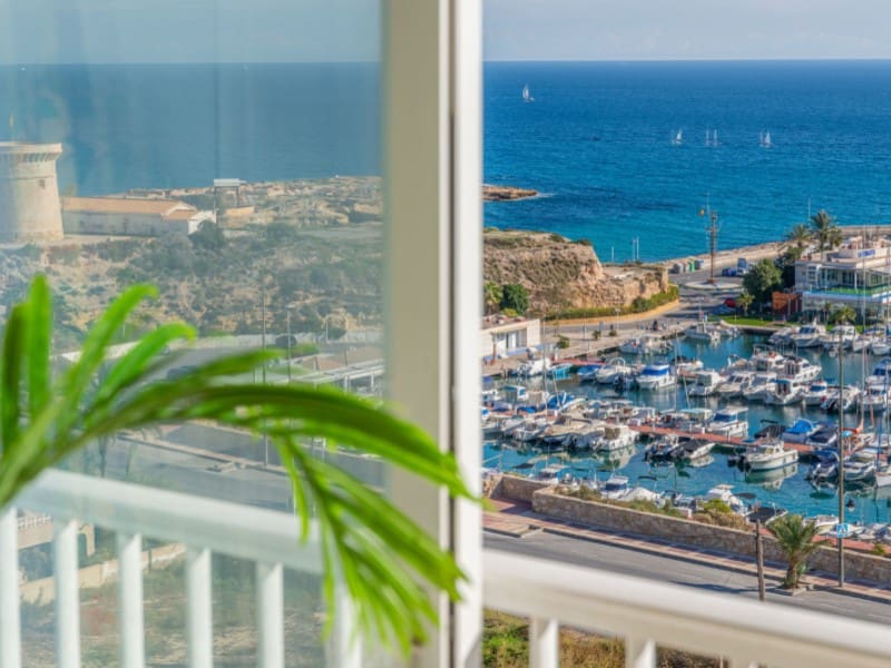 2 bedroom Apartment for sale in El Campello with garage - € 350,000 (Ref: 9644636)