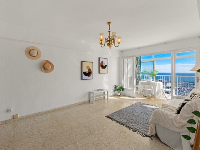 2 bedroom Apartment for sale in El Campello with garage - € 350,000 (Ref: 9644636)