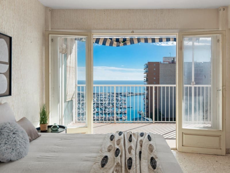 2 bedroom Apartment for sale in El Campello with garage - € 350,000 (Ref: 9644636)