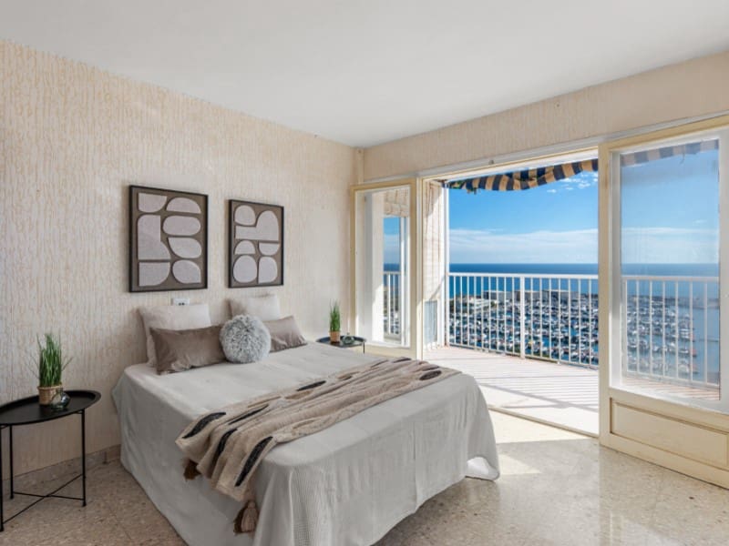 2 bedroom Apartment for sale in El Campello with garage - € 350,000 (Ref: 9644636)