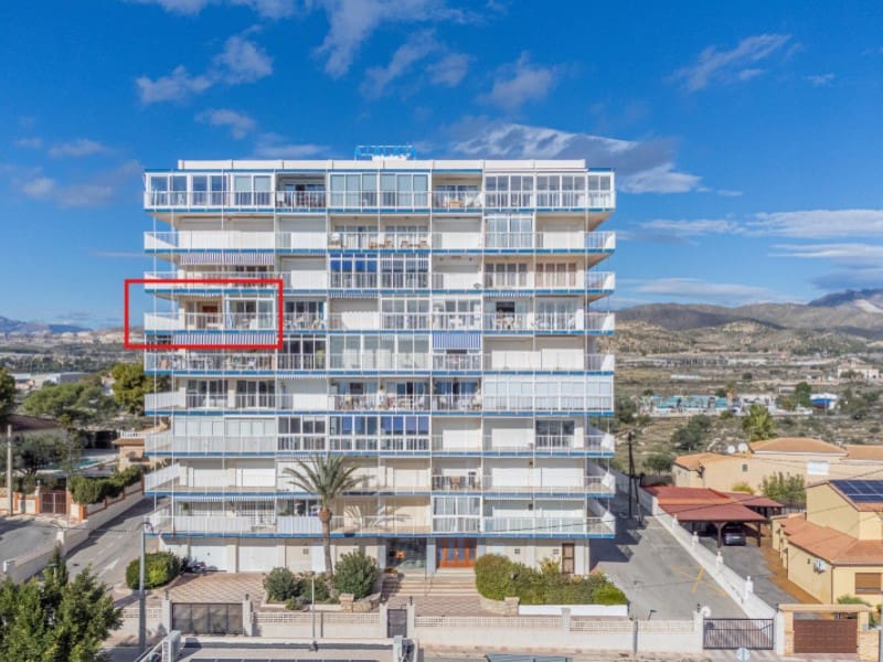 2 bedroom Apartment for sale in El Campello with garage - € 350,000 (Ref: 9644636)