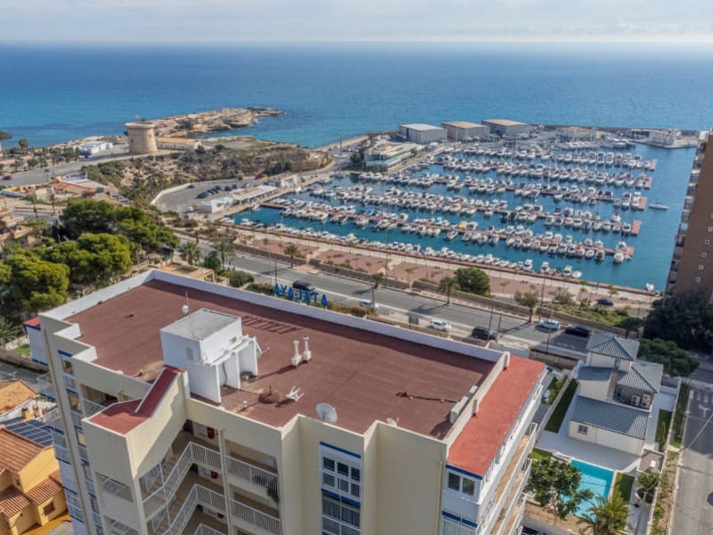 2 bedroom Apartment for sale in El Campello with garage - € 350,000 (Ref: 9644636)