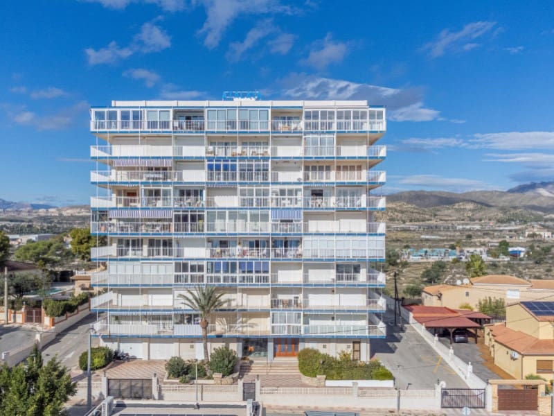 2 bedroom Apartment for sale in El Campello with garage - € 350,000 (Ref: 9644636)