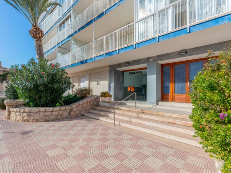 2 bedroom Apartment for sale in El Campello with garage - € 350,000 (Ref: 9644636)
