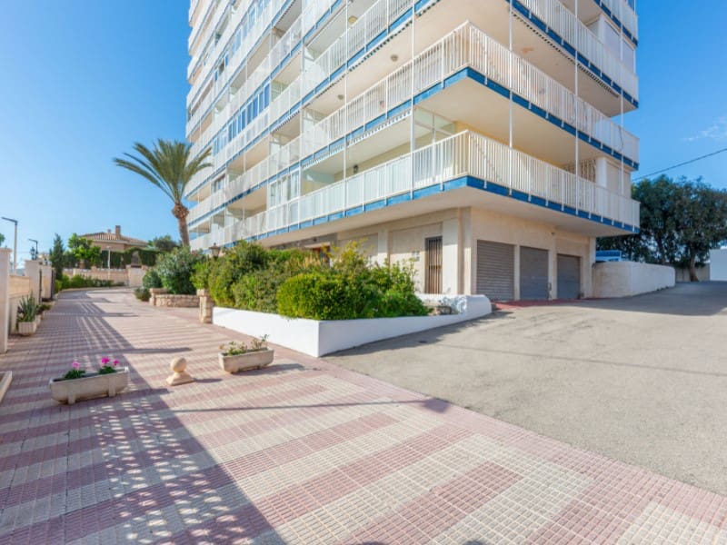 2 bedroom Apartment for sale in El Campello with garage - € 350,000 (Ref: 9644636)