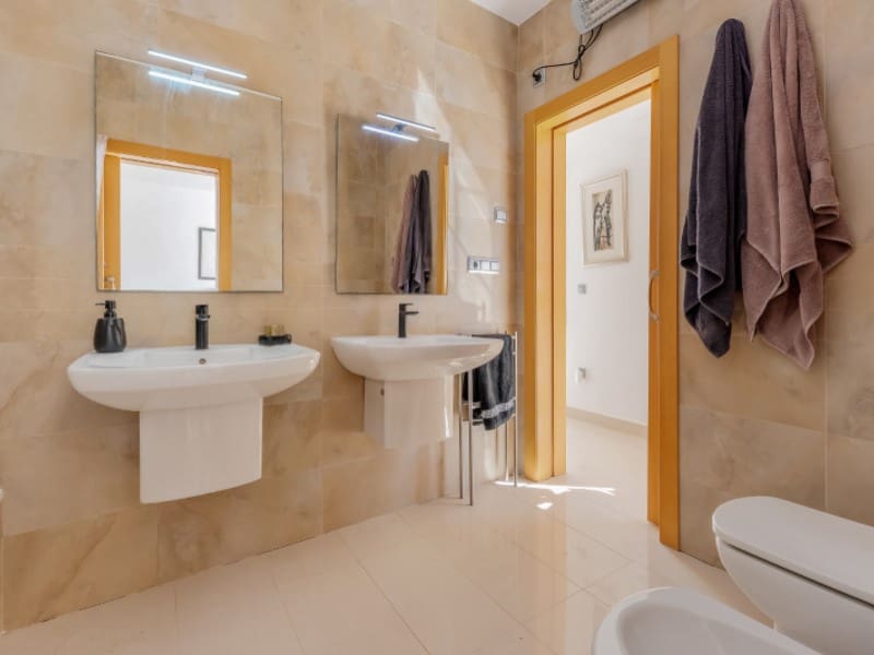 3 makuuhuone Huvila myytävänä paikassa Busot mukana uima-altaan - 449 000 € (Ref: 9674078)