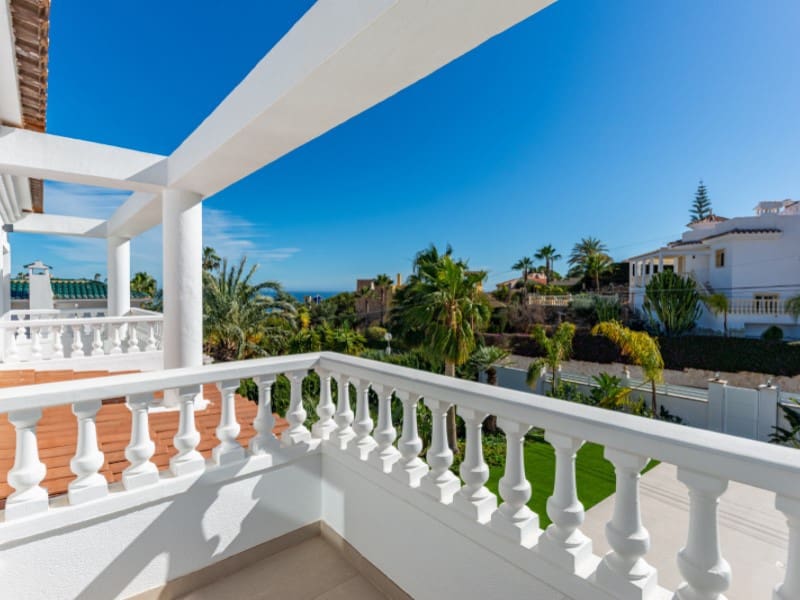 5 Zimmer Villa zu verkaufen in El Campello - 1.495.000 € (Ref: 9730216)