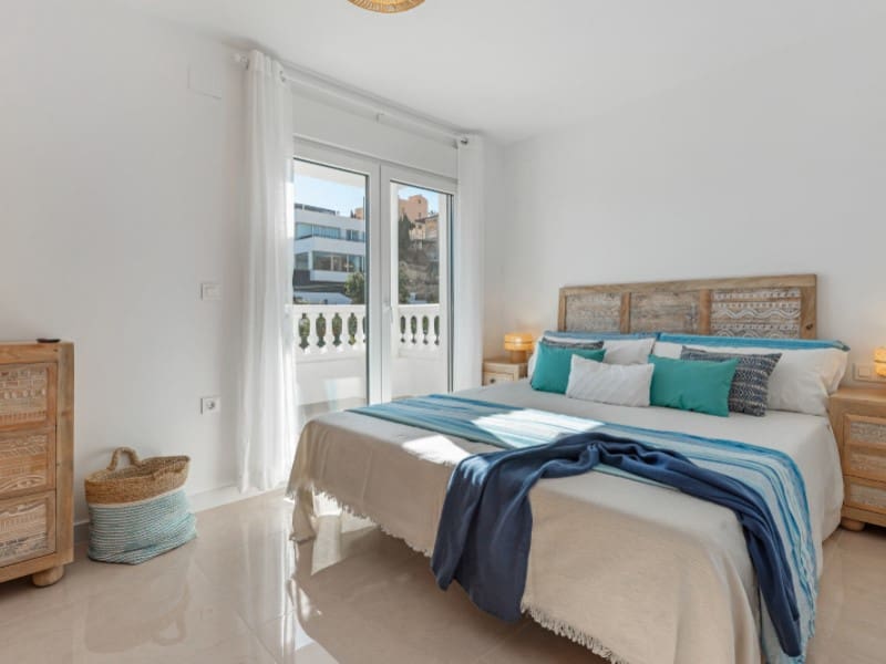 5 Zimmer Villa zu verkaufen in El Campello - 1.495.000 € (Ref: 9730216)