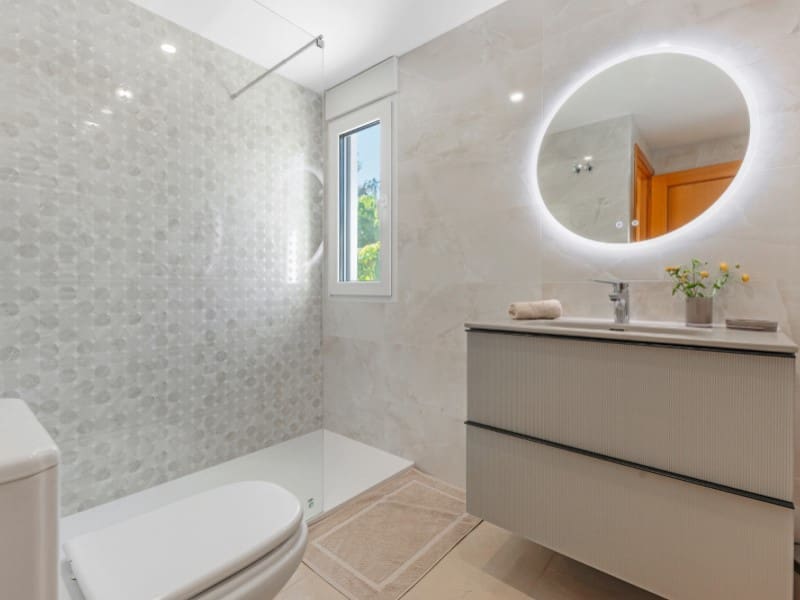 5 Zimmer Villa zu verkaufen in El Campello - 1.495.000 € (Ref: 9730216)