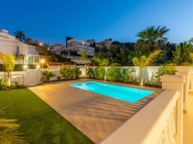 5 slaapkamer Villa te koop in Cala d'Or, El Campello - € 1.495.000 (Ref: 9730216)