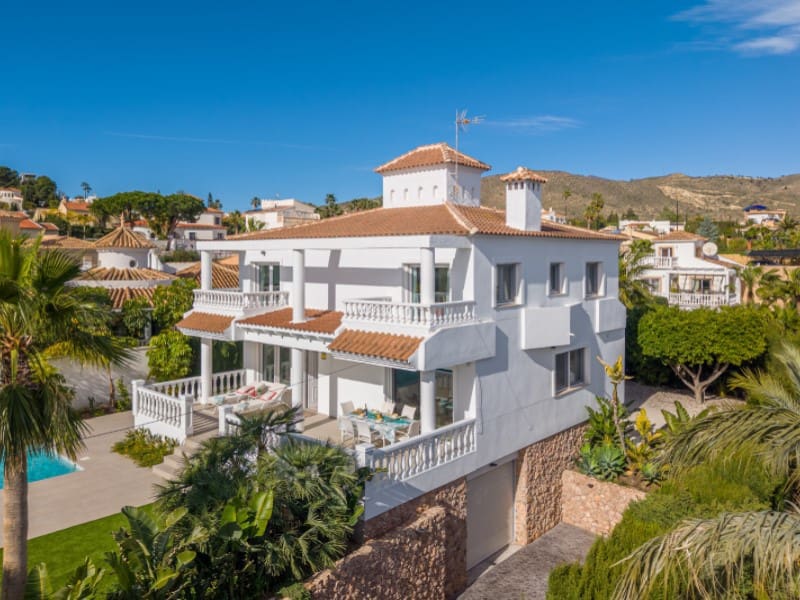 5 Zimmer Villa zu verkaufen in El Campello - 1.495.000 € (Ref: 9730216)