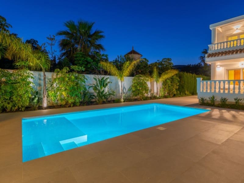 5 Zimmer Villa zu verkaufen in El Campello - 1.495.000 € (Ref: 9730216)