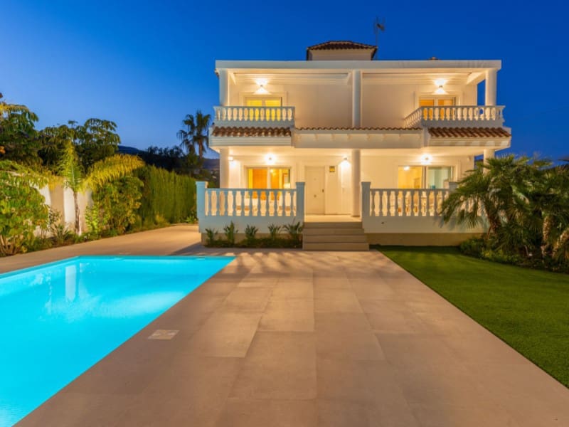 5 Zimmer Villa zu verkaufen in El Campello - 1.495.000 € (Ref: 9730216)