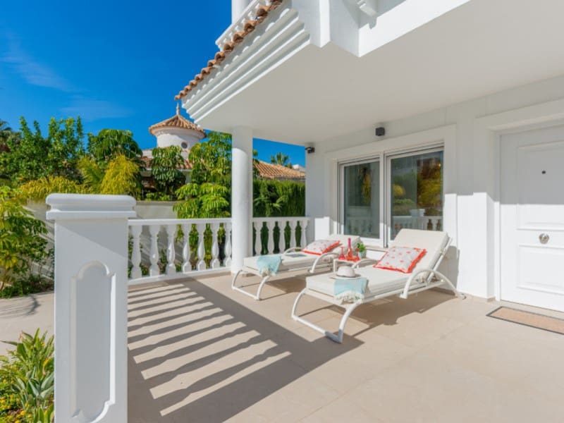 5 Zimmer Villa zu verkaufen in El Campello - 1.495.000 € (Ref: 9730216)