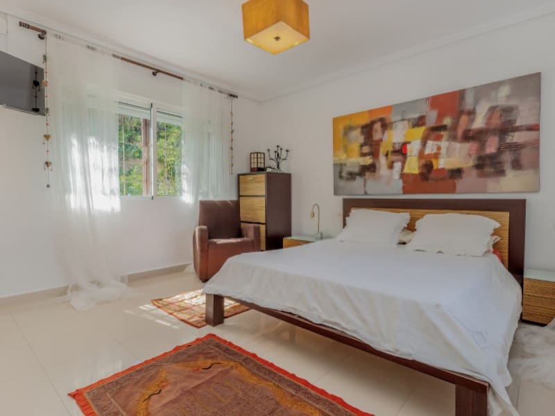 3 Zimmer Villa zu verkaufen in El Campello mit Pool Garage - 460.000 € (Ref: 9738452)