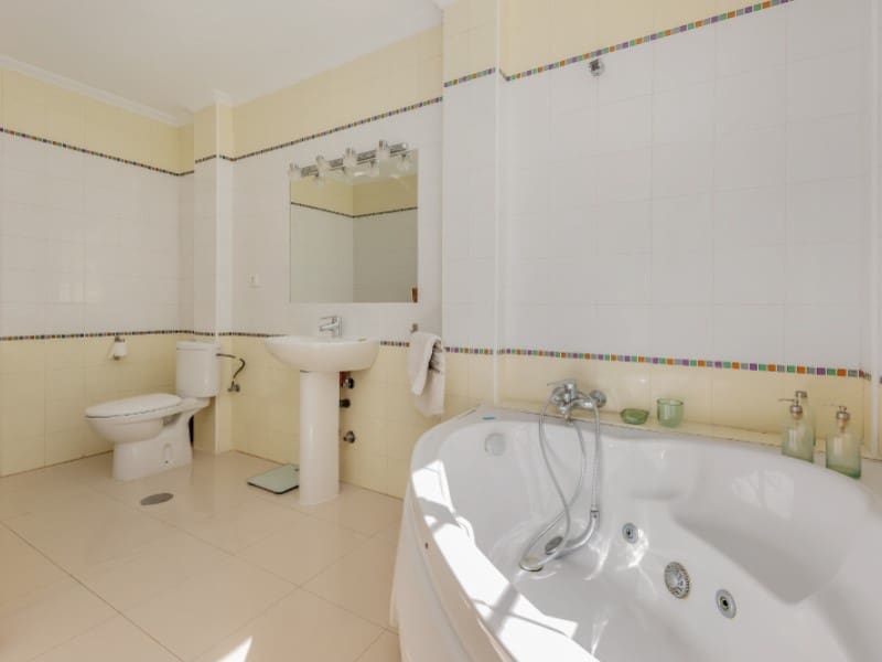 3 Zimmer Villa zu verkaufen in El Campello mit Pool Garage - 460.000 € (Ref: 9738452)