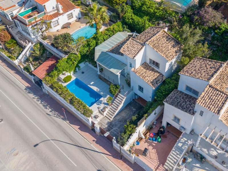 3 Zimmer Villa zu verkaufen in El Campello mit Pool Garage - 460.000 € (Ref: 9738452)