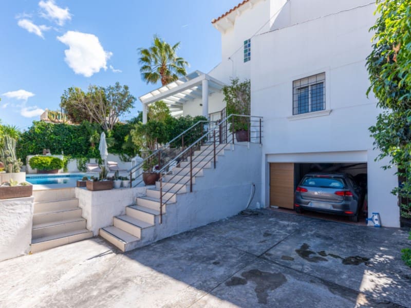 3 Zimmer Villa zu verkaufen in El Campello mit Pool Garage - 460.000 € (Ref: 9738452)