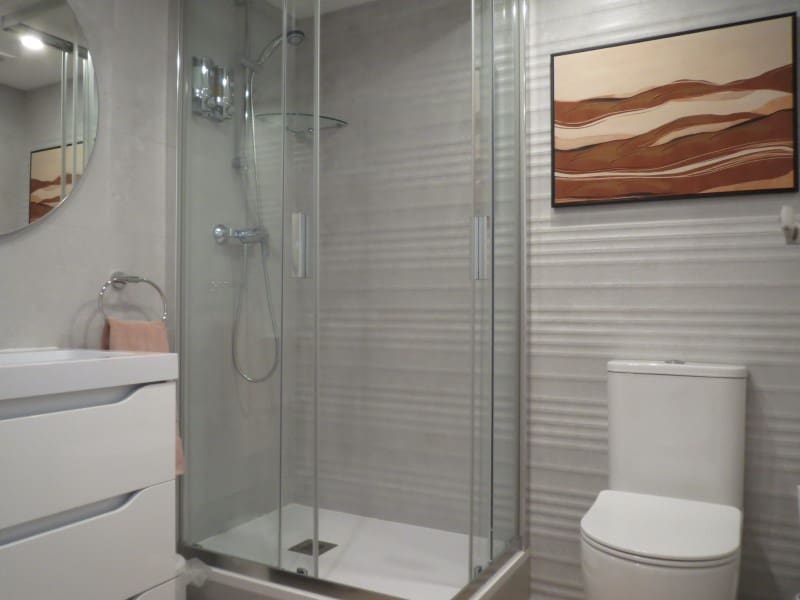 2 bedroom Apartment for sale in El Campello with pool garage - € 389,000 (Ref: 9745276)