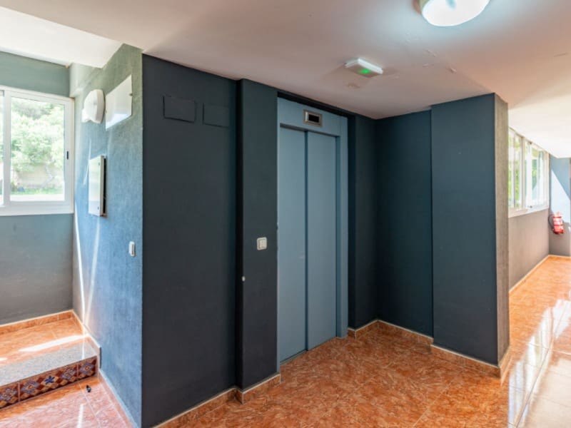 2 soverom Leilighet til salgs i El Campello med svømmebasseng garasje - € 389 000 (Ref: 9745276)