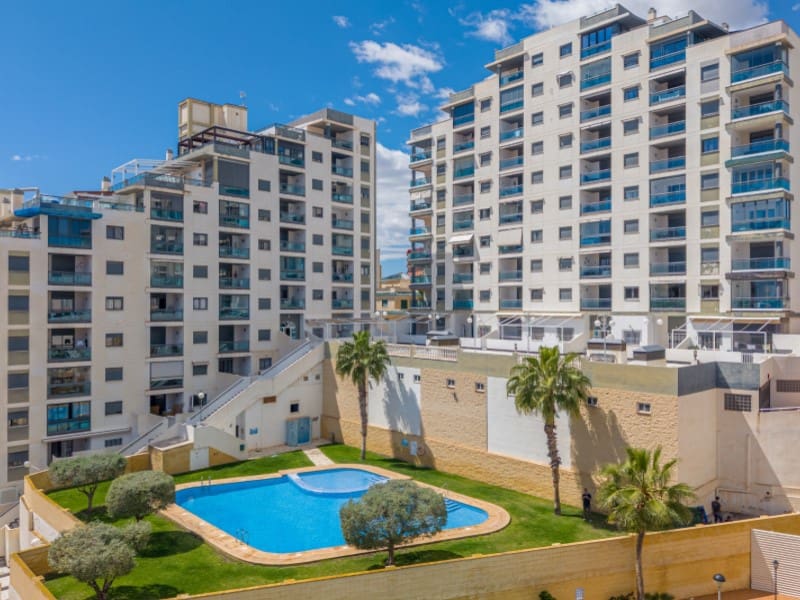 2 soverom Leilighet til salgs i El Campello med svømmebasseng garasje - € 389 000 (Ref: 9745276)