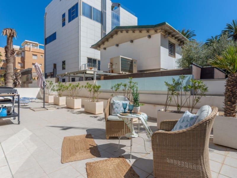 2 soverom Leilighet til salgs i Playa de Muchavista med garasje - € 495 000 (Ref: 9777955)