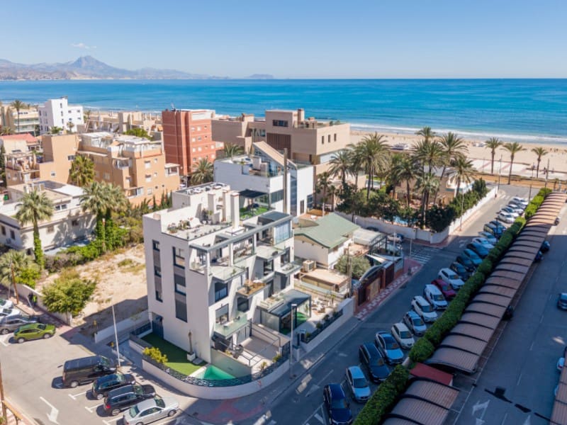 2 soverom Leilighet til salgs i Playa de Muchavista med garasje - € 495 000 (Ref: 9777955)