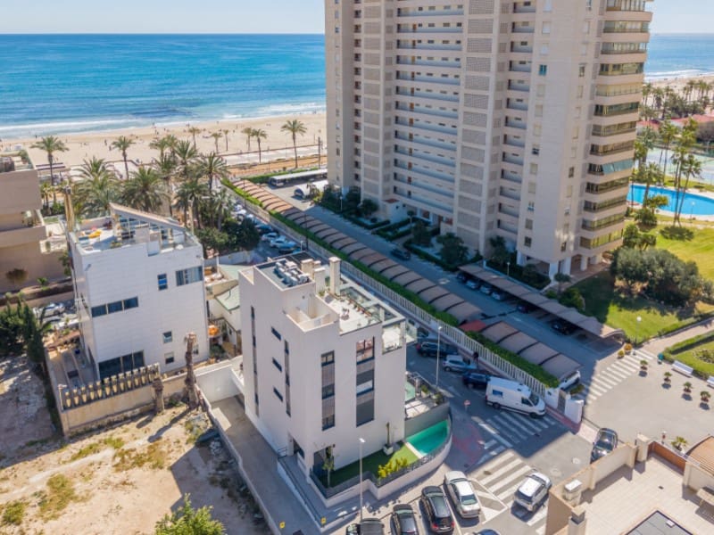 2 soverom Leilighet til salgs i Playa de Muchavista med garasje - € 495 000 (Ref: 9777955)