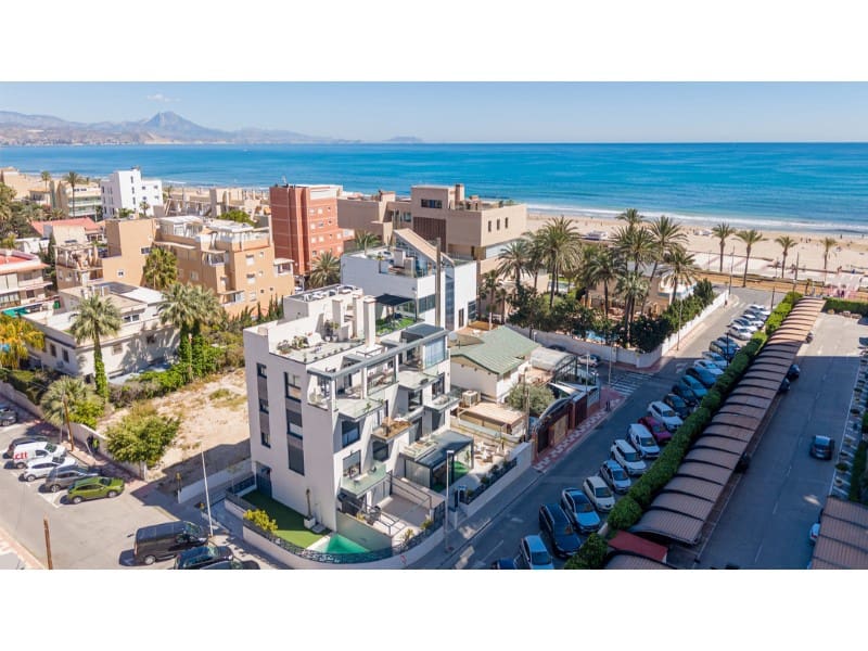 2 soverom Leilighet til salgs i Playa de Muchavista med garasje - € 495 000 (Ref: 9777955)