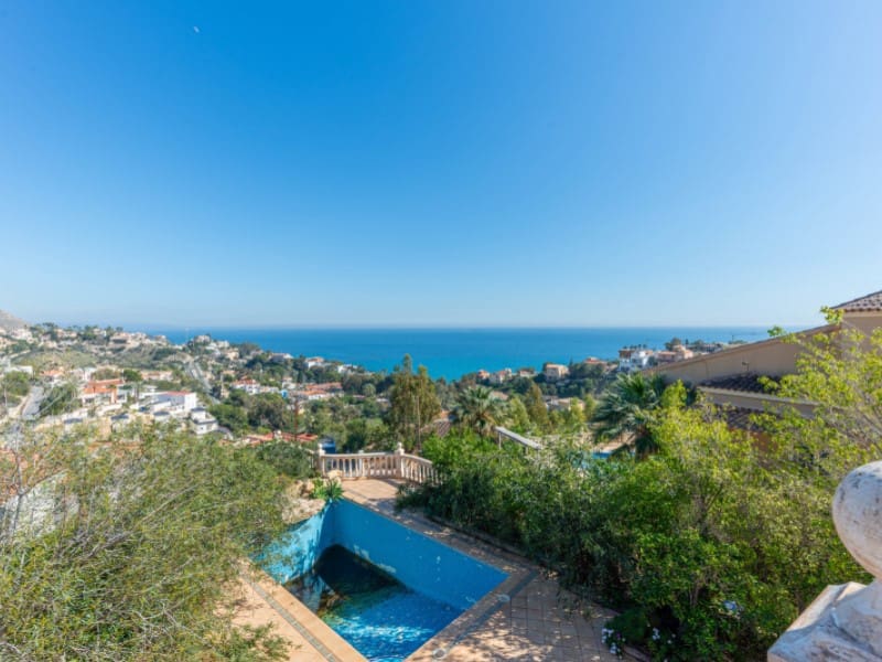 4 slaapkamer Villa te koop in El Campello met zwembad garage - € 1.200.000 (Ref: 9808017)