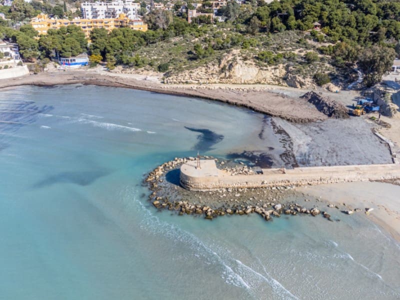 4 slaapkamer Villa te koop in El Campello met zwembad garage - € 1.200.000 (Ref: 9808017)