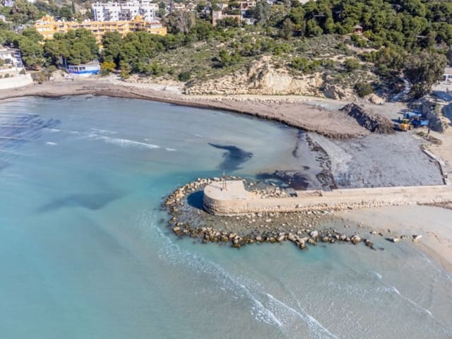 4 quarto Moradia para venda em Coveta Fuma, El Campello com piscina garagem - 1 200 000 € (Ref: 9808017)