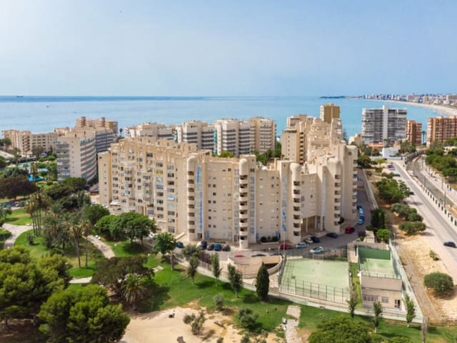 2 chambre Appartement à vendre à Playa de Muchavista, El Campello avec garage - 299 000 € (Ref: 9822486)