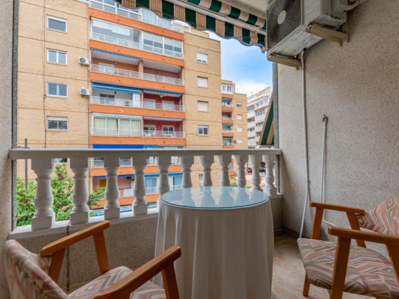 2 bedroom Apartment for sale in El Campello with garage - € 289,000 (Ref: 9824932)