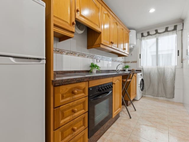 2 Zimmer Apartment zu verkaufen in El Campello mit Garage - 289.000 € (Ref: 9824932)