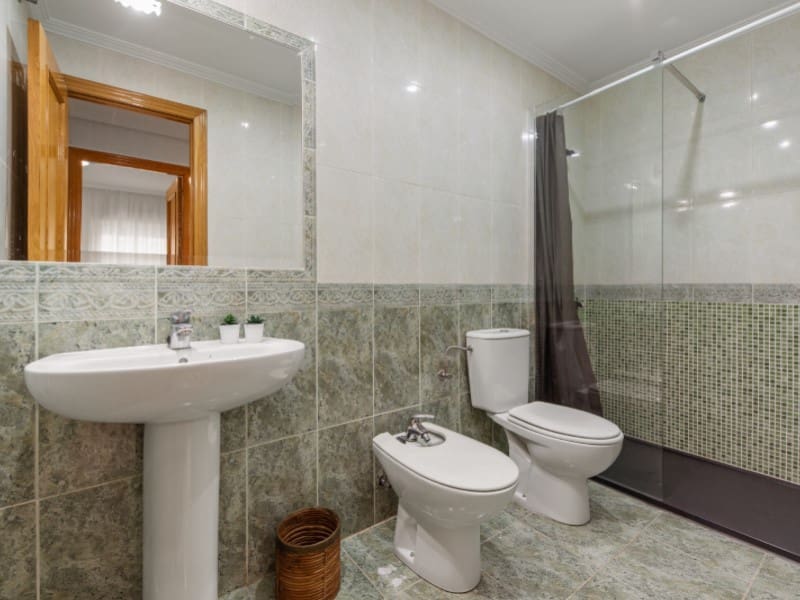 2 bedroom Apartment for sale in El Campello with garage - € 289,000 (Ref: 9824932)
