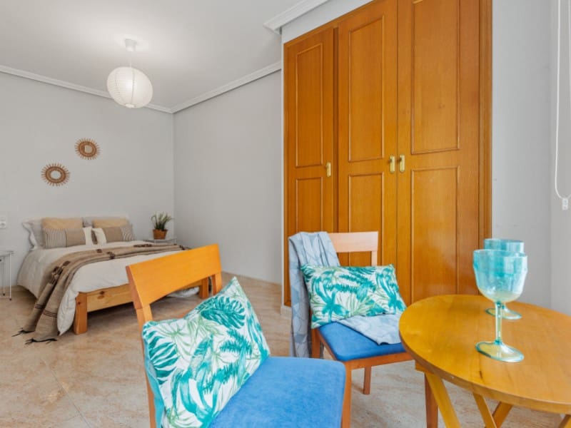 2 bedroom Apartment for sale in El Campello with garage - € 289,000 (Ref: 9824932)