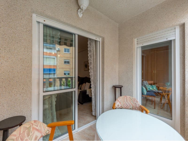 2 bedroom Apartment for sale in El Campello with garage - € 289,000 (Ref: 9824932)