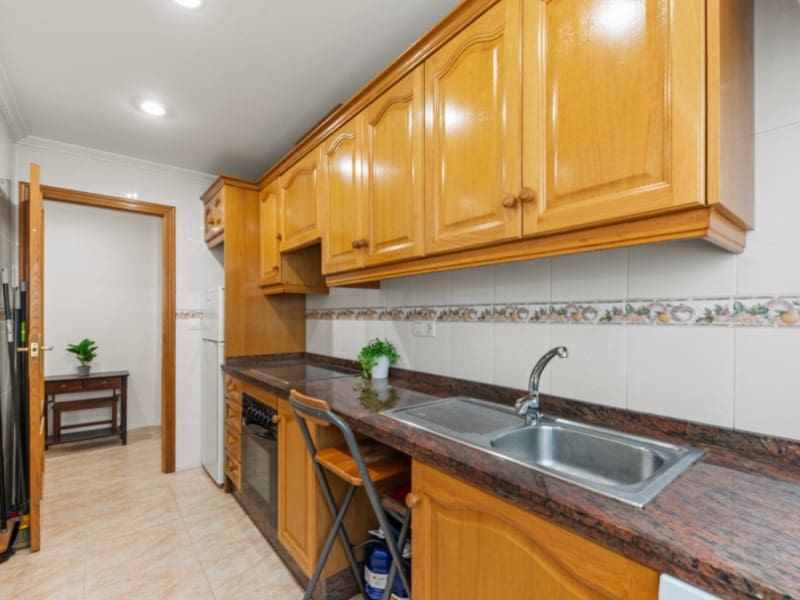 2 bedroom Apartment for sale in El Campello with garage - € 289,000 (Ref: 9824932)